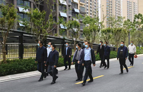 �Ϸ���ί��ί��������ί��ǳ�ѩ�ε��м����ż����ڽ���Ŀ